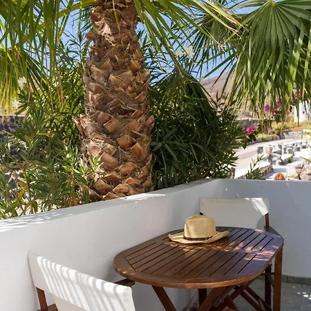 Soulis Oia (Santorini)