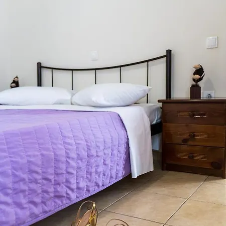 Soulis Apartahotel Oia (Santorini)